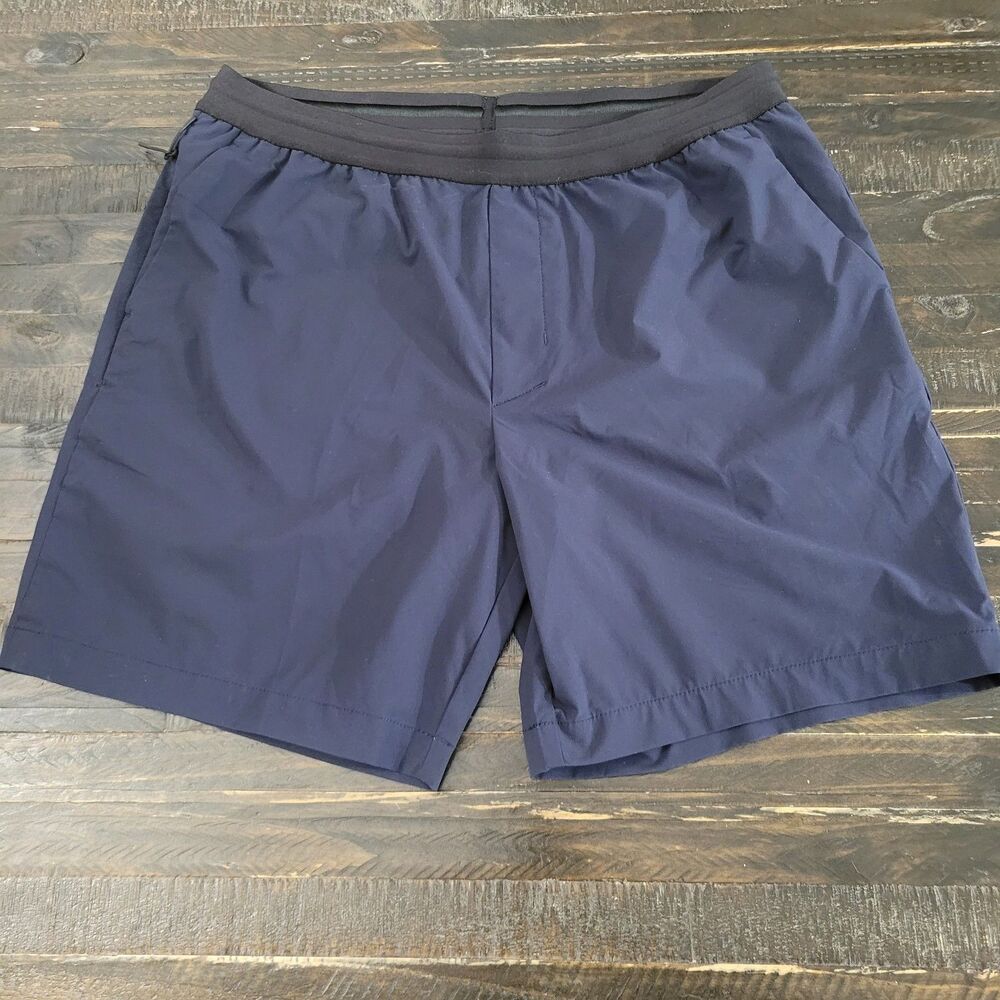 BR Standard Relaxed Stretch Shorts Men’s Large Navy Blue Athletic